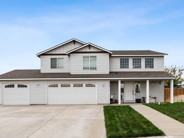 6102 Rocket Ln, Pasco, WA 99301