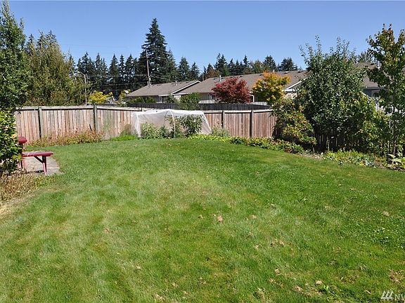 5th image of 912 Chatham Dr SE