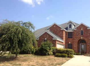 10018 River Bend Dr, Rowlett, TX 75089