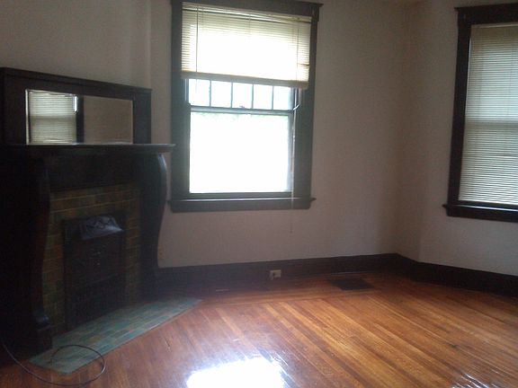 2nd image of 4540 Floral Ave APT 1