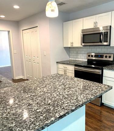 5th image of 3765 Fairington Dr