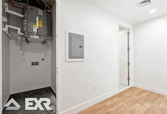 Rented by The KCI Group | media 17