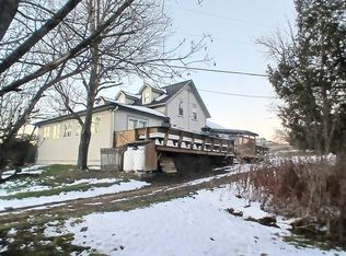 852 Pollander Rd, Jeffersonville, VT 05464