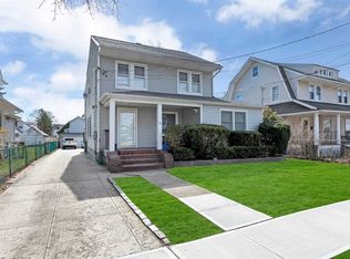 78 Catherine St #1, Valley Stream, NY 11581
