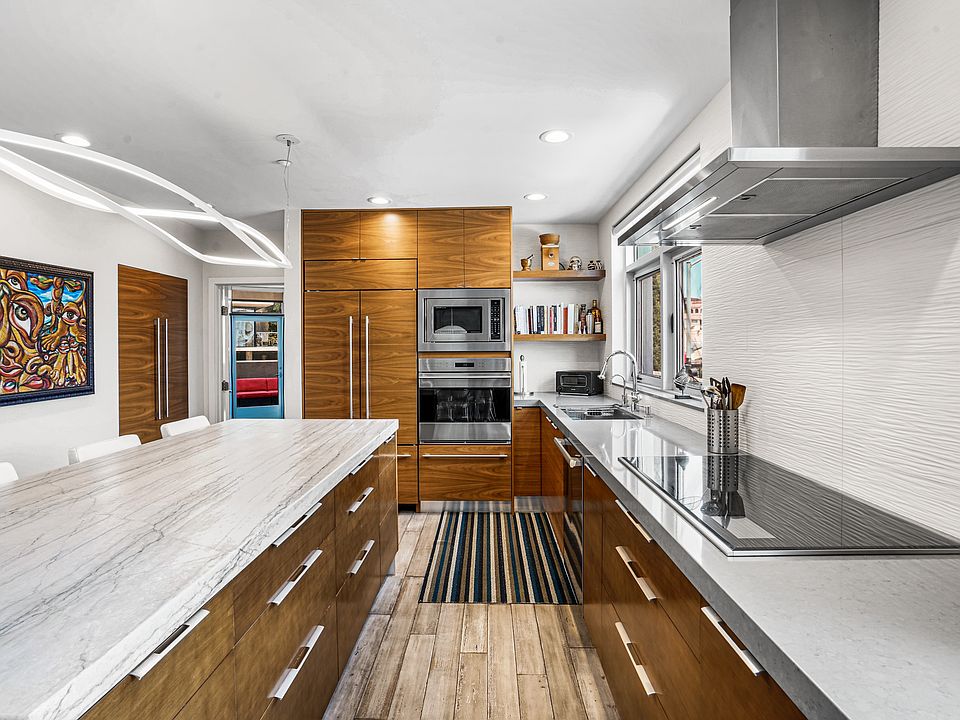 Extensive Kitchen Remodel- Quartzite Counter/ Induction Cooking/ Wolf and SubZero Appliances
