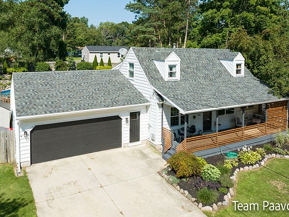 2nd image of 11001 Woodbushe Dr SE