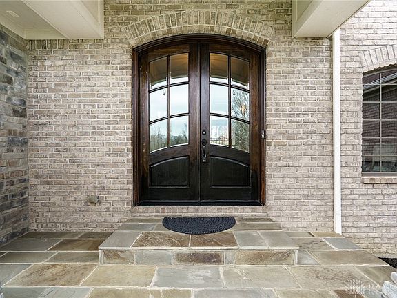 5th image of 670 Grand Wood Ct