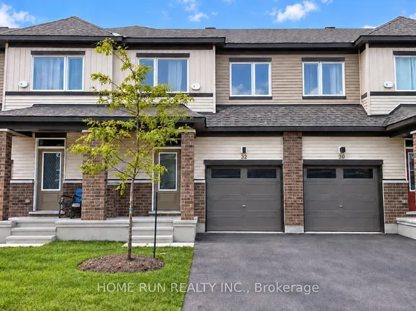 32 Pumice Pl, Ottawa, ON K2J 7H5