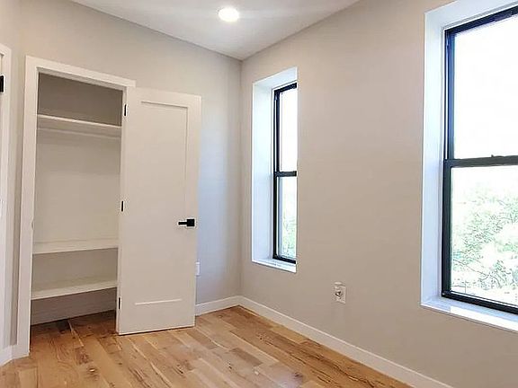 4th image of 213 Saint Anns Ave APT 2
