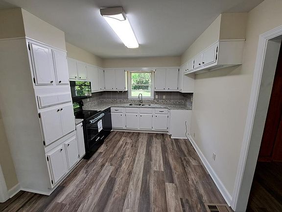 3rd image of 1505 E 24th Ave