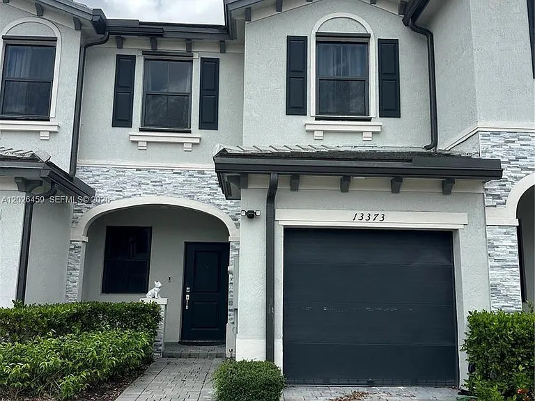 13373 SW 287th Ter #0 — Photo 1