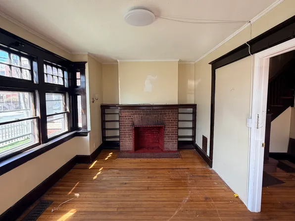 703 George St, New Haven, CT 06511