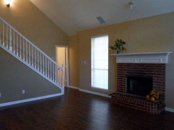 5th image of 1415 Ross Dr