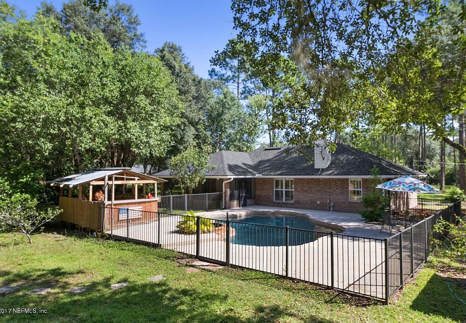 Rear Entertainment Oasis