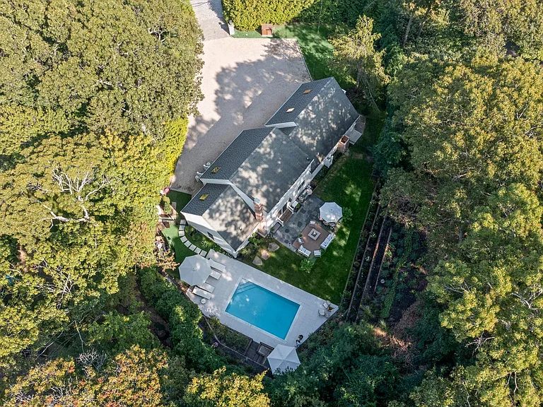 2421 Noyac Rd — Photo 51