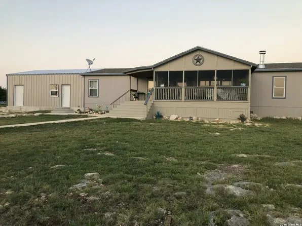 129 Sd 23043, Rocksprings, TX 78880