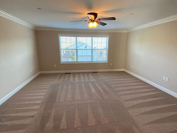 3rd image of 2171 Versailles Dr