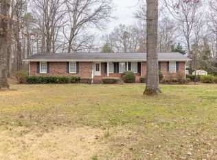 527 E Austin Dr, Chatsworth, GA 30705