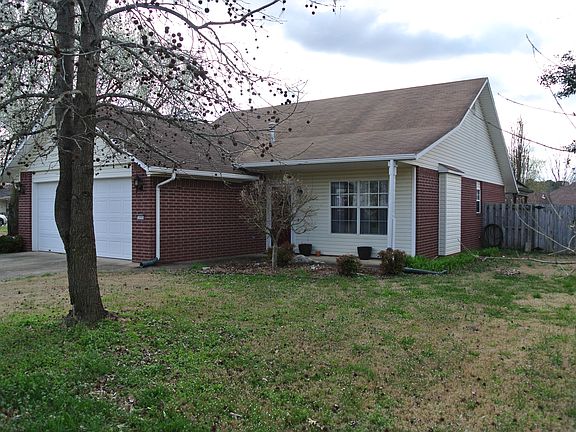 2nd image of 1095 S Liberty Dr