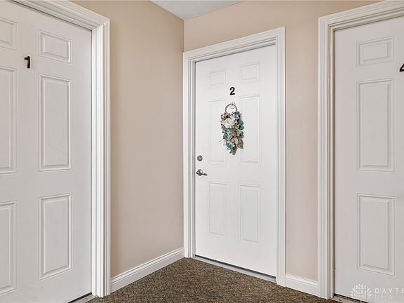 3rd image of 1599 Eden Park Dr APT 2