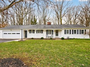 161 Nob Hl, Rochester, NY 14617