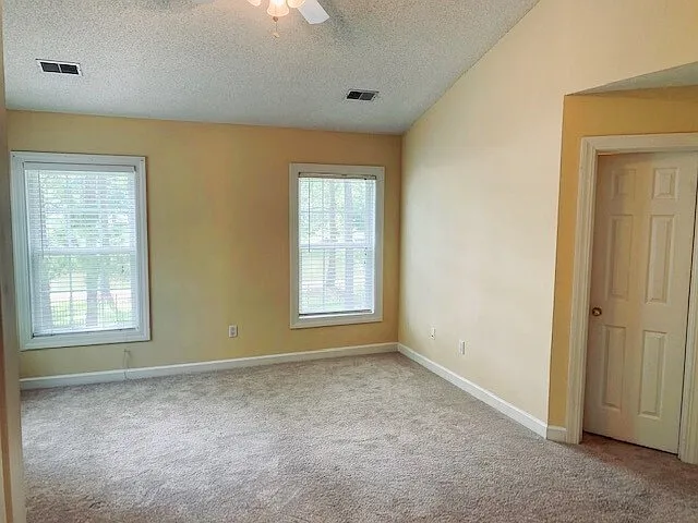 48 Muirfield Drive - 1 — Photo 2
