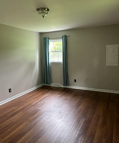 430 Anthony Rd — Photo 6