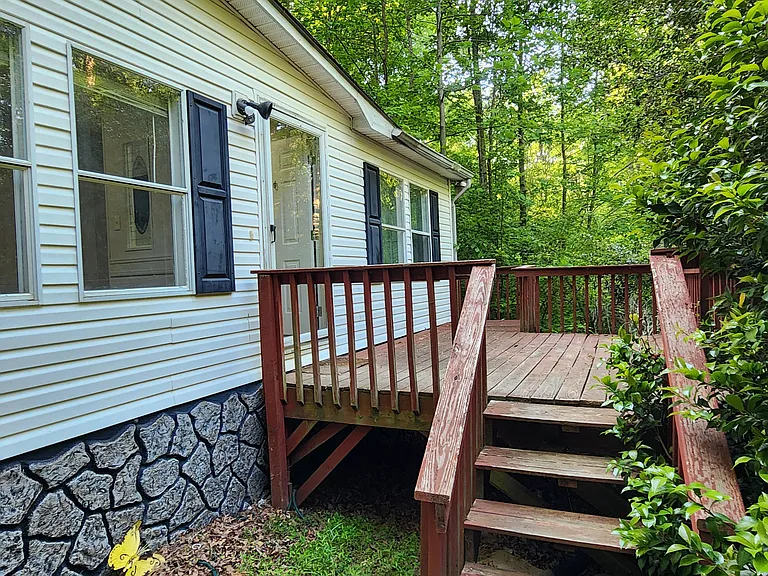 1241 Shannonbrook Ln — Photo 15