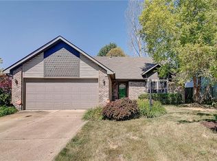 1496 Sanner Dr, Greenwood, IN 46143
