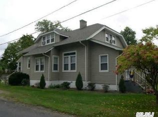 42 Haab Ave, Babylon, NY 11702