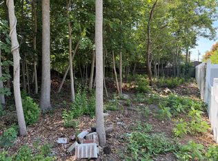 72 Phelps Lane, North Babylon, NY 11703