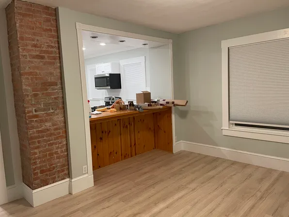 25 North Ave APT 2, Norwood, MA 02062