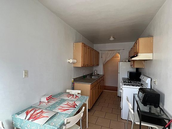 2nd image of 1845 82nd St Floor 1