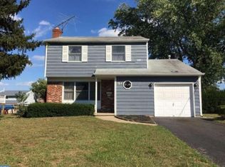 31 Evergreen Ln, Burlington, NJ 08016