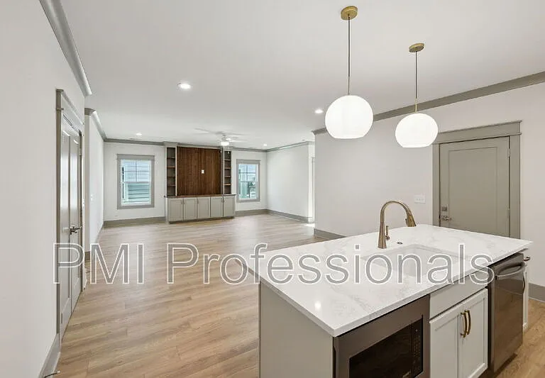 3419 John Richards Dr — Photo 8