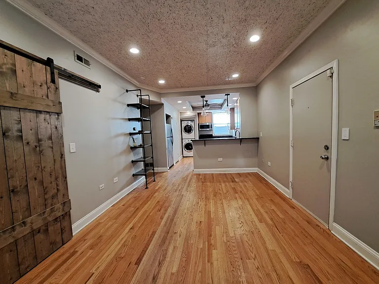7062 N Wolcott Ave #G — Photo 3