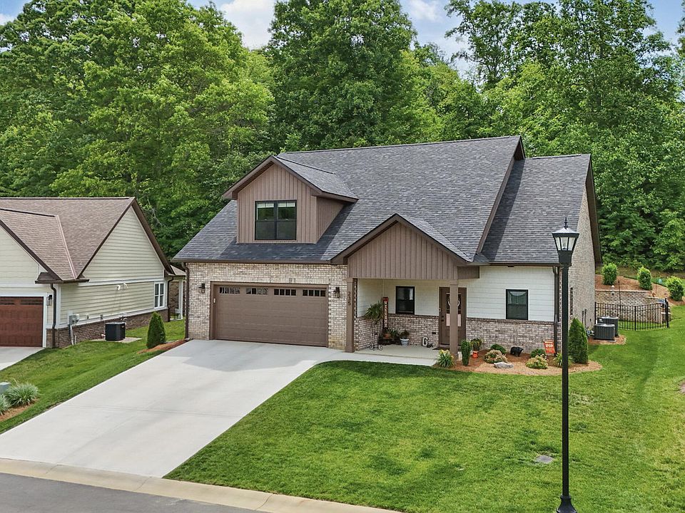 1st image of 235 Winston Pl