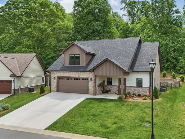 235 Winston Pl, Johnson City, TN 37615