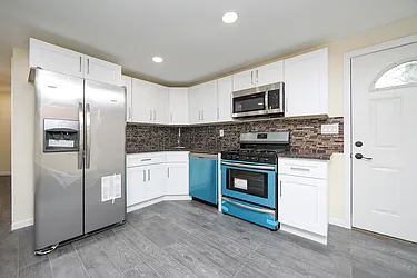 Sold by Keystone Realty USA Corp