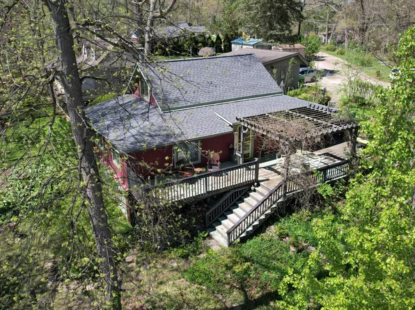 1295 Clarence, Pinckney, MI 48169