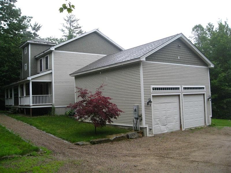 2nd image of 16 Crowley Cir