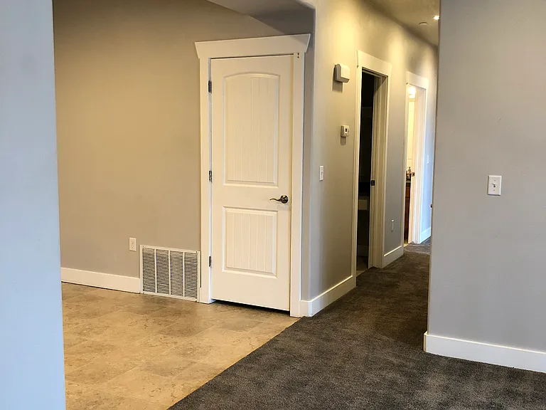 159 W Springview Dr #159 — Photo 4
