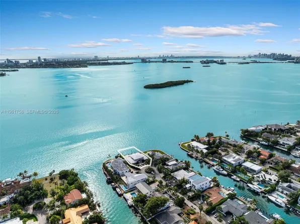 1990 NE 119th Rd, North Miami, FL 33181