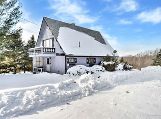 740 Old County Rd, Rockland, ME 04841