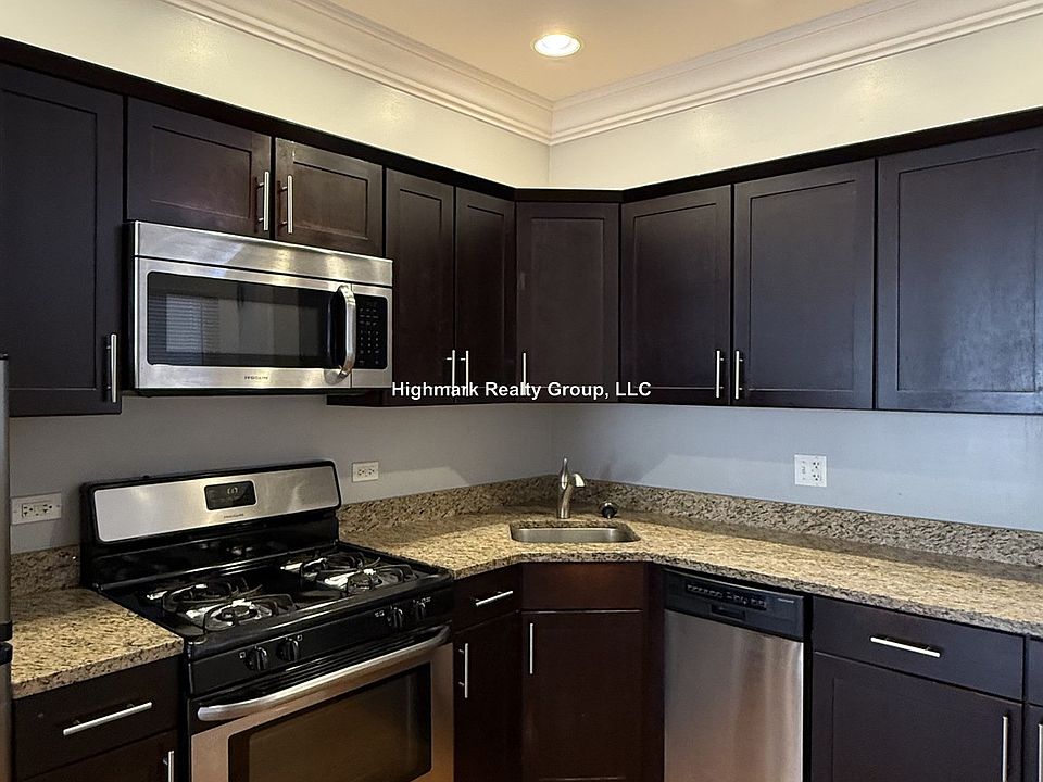 1st image of 4412 N Rockwell St #2BA