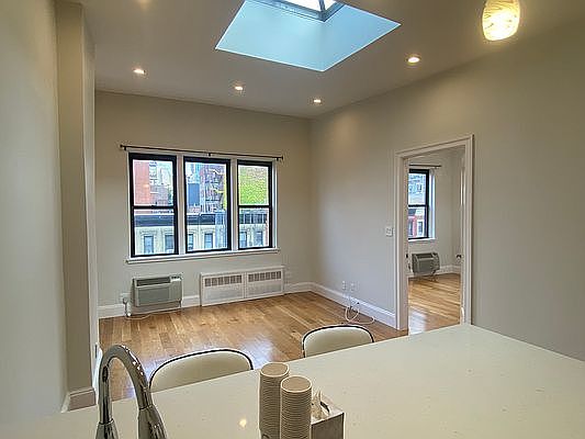 1st image of 1628 2nd Ave APT 6A