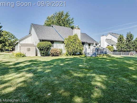 3rd image of 3022 Lindsay Ln