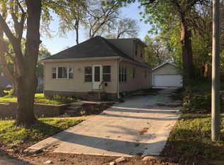 6346 Emmet St, Omaha, NE 68104