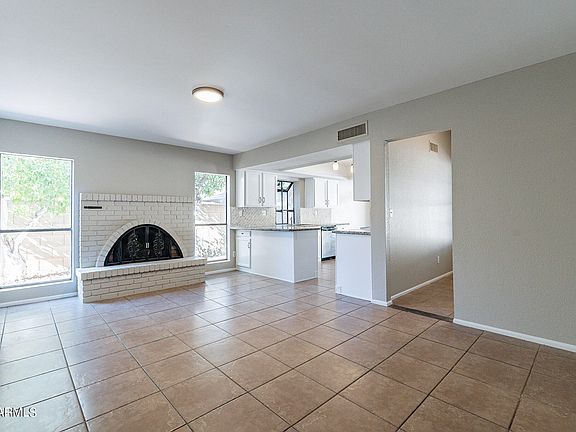 5th image of 5422 W DESERT HILLS Drive