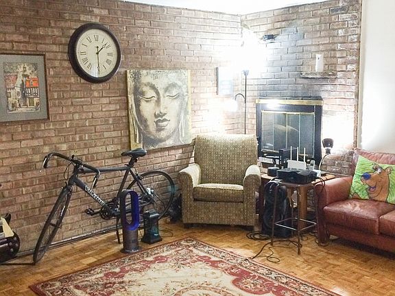 4th image of 854 W Altgeld St #856-01